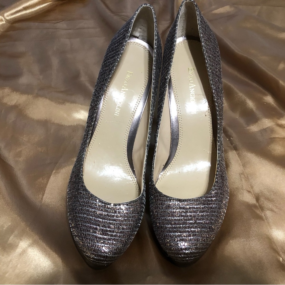 Enzo Angiolini Rose Gold Platform Pump 1” platform 4.5” heel.